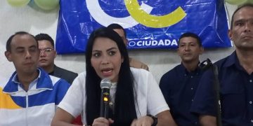 Delsa Solórzano en Trujillo reafirma su intención de luchar por la presidencia de la República
