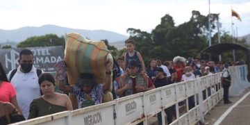 Frontera | Ciudadanos aseguran que lo humano quedó de lado en la apertura gradual