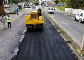 Gobernador de Mérida supervisó trabajos de reparación de la vialidad en la Local 008 y Av. Don Pepe Rojas en El Vigía