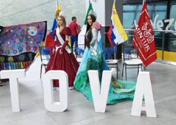 El Tovar turístico llegó al Teleférico Mukumbari