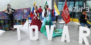 El Tovar turístico llegó al Teleférico Mukumbari