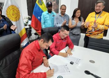 Alcaldes de Mérida y Vargas firmaron convenio estratégico para el turismo