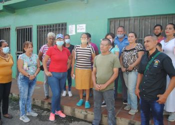 Habitantes de Las Travesías claman al gobernador cumplir con la promesa de asfaltado