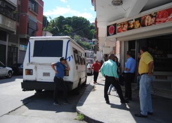 Usuarios gastan hasta Bs. 80 semanal en pasaje de rutas interurbanas
