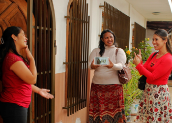 Material educativo de los Testigos de Jehová llega a la comunidad sorda del país
