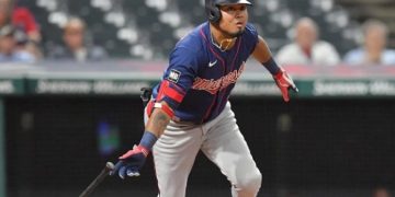 Luis Arráez sin jugar aumenta diferencia con Judge por el título de bateo