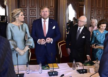 El Parlamento neerlandés insta a los reyes a pagar impuestos sobre la renta