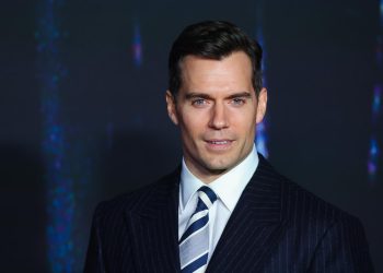 Henry Cavill confirma que volverá a dar vida a «Superman»