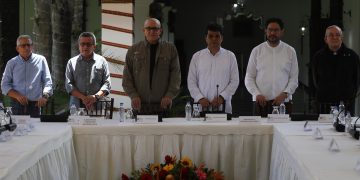 El ELN y el Gobierno de Colombia anuncian la vuelta al diálogo para noviembre