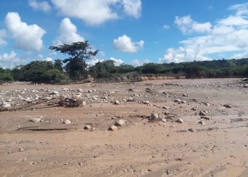Panamericana | Cedió torre de alta tensión por crecida de la Vichú en Sabana de Mendoza y dejó sin fluido eléctrico a 6 municipios
