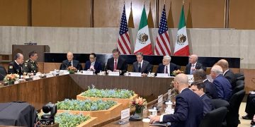 EE.UU. advierte a los venezolanos que fracasarán si migran de forma irregular