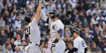 El cubano Cortés y Stanton envían a Yanquis a la Serie de Campeonato