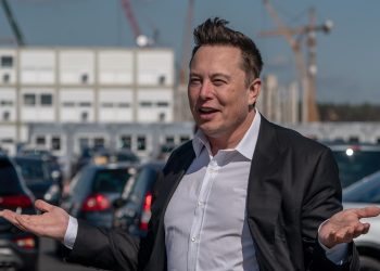 Disuelta la junta directiva de Twitter tras la compra de Elon Musk