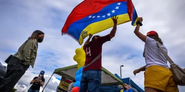 ¿Quiénes son elegibles y quiénes no en el nuevo programa migratorio para venezolanos en EE.UU.?