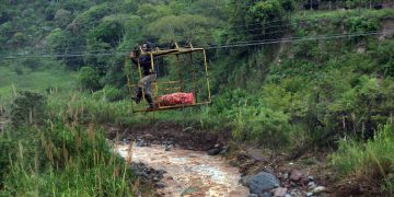 Táchira/ Fallece joven al caer al vacío desde transporte aéreo improvisado en Seboruco