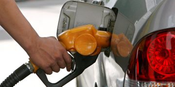 El Gobierno de Colombia inicia su polémica alza del precio de combustibles