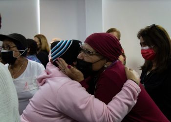 La ansiedad y la depresión deben atenderse cuando hay un diagnóstico de cáncer de mama