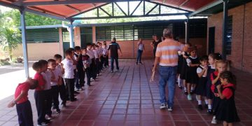 33 mil estudiantes de Dirección de Educación se incorporan al inicio escolar