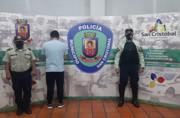 este martes se puso a derecho en la sede del Instituto Autónomo de Policía del Municipio San Cristóbal, el ciudadano Jaiberth Z., exdirector de PC-Táchira.