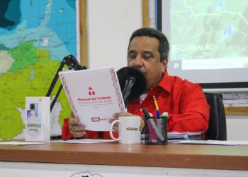 Gerardo Márquez se compromete a entregar casas y renovar refugios para damnificados por las lluvias