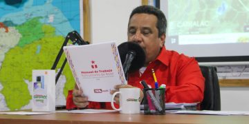 Gerardo Márquez se compromete a entregar casas y renovar refugios para damnificados por las lluvias