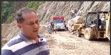 Porra en mano Zedeños se suman a la alcaldía para abrir paso en La Roca