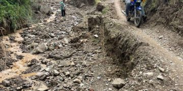 Despliegue operativo en El Cobre para atención de emergencias por lluvias
