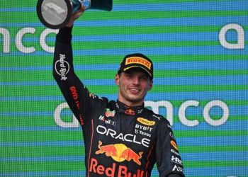 Max Verstappen igualó récord de victorias en una temporada de Schumacher y Vettel