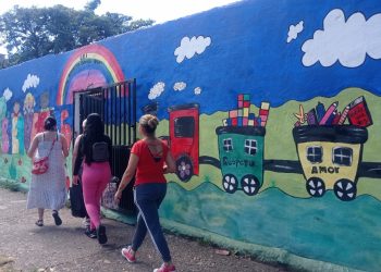 Táchira | Con cambios de directiva y desacuerdo de los representantes inició el calendario escolar