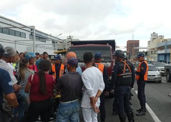 Accidente en la avenida Bolívar de Valera entre un camión y un motorizado