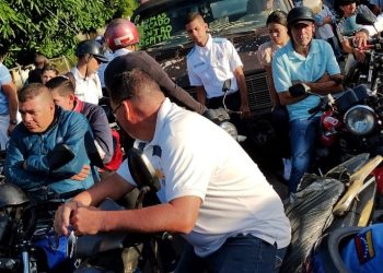 Habitantes de  La Concepción en el municipio Pampanito protestan por falta de agua potable