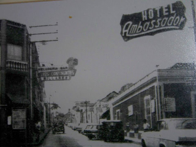 Avenida Bolívar con  calle 7, años 50's.
Gráfica: Profesor Pedro Juárez (+)