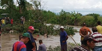 Onda tropical 41 dejó el país bajo las aguas y provocó caos y angustia