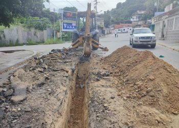Inician trabajos de sustitución de tuberías para optimizar distribución de agua potable en Valera