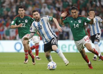 Messi, frente a Lewandowski