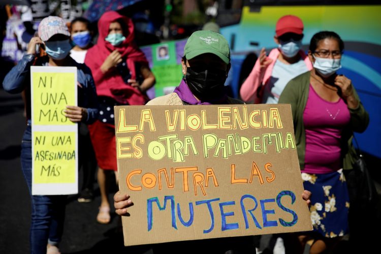 Vista de una manifestación contra la violencia machista, en una fotografía de archivo. EFE/Rodrigo Sura