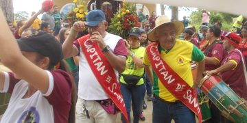 Parranda de tamboreros del Trincherazo se extendió hasta la noche