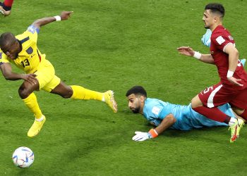 0-2. Ecuador empieza con victoria el Mundial con dos goles de Valencia