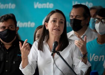 María Corina Machado pide incluir el voto de los migrantes en primaria presidencial
