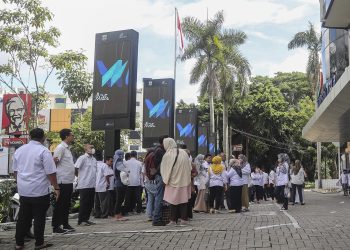 Al menos 62 muertos por un sismo en la provincia más poblada de Indonesia