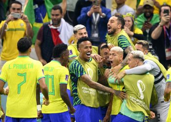 2-0. Richarlison pone la magia
