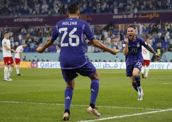 0-2. Argentina, directa a octavos
