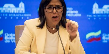 Delcy Rodríguez: Reino Unido debe «dar la cara» en disputa por el Esequibo