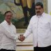 Petro dice que los diálogos de Maduro con la oposición se reanudarán en dos días