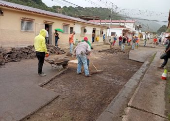 Alcaldía de Carache ejecuta plan de bacheo