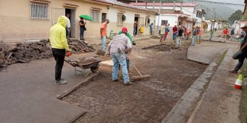 Alcaldía de Carache ejecuta plan de bacheo