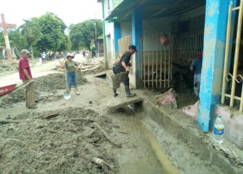 Las principales vías merideñas se llenaron de barro