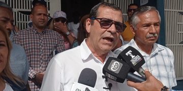 Táchira | Docentes fueron fotografiados por efectivos de seguridad al manifestar frente a Zona Educativa 