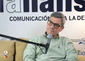 “Estar desinformados nos aleja de un futuro democrático en Venezuela”