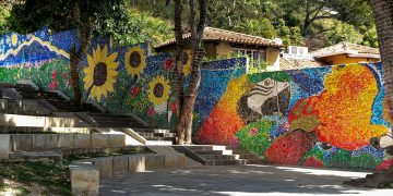 Trujillo tendrá su primer mural ecológico elaborado con tapas de botella
